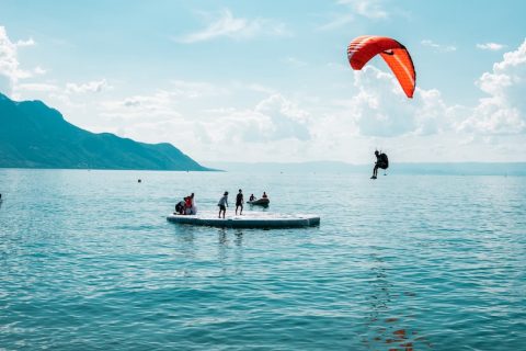 微信解封需要别人扫二维码吗