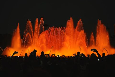 微信：领先的社交媒体应用